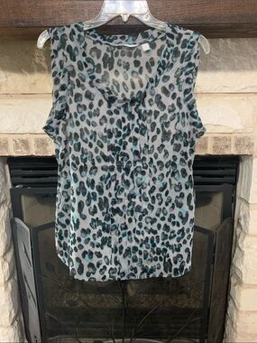 New York & Company Teal and Gray Leopard Print Sleeveless Top
